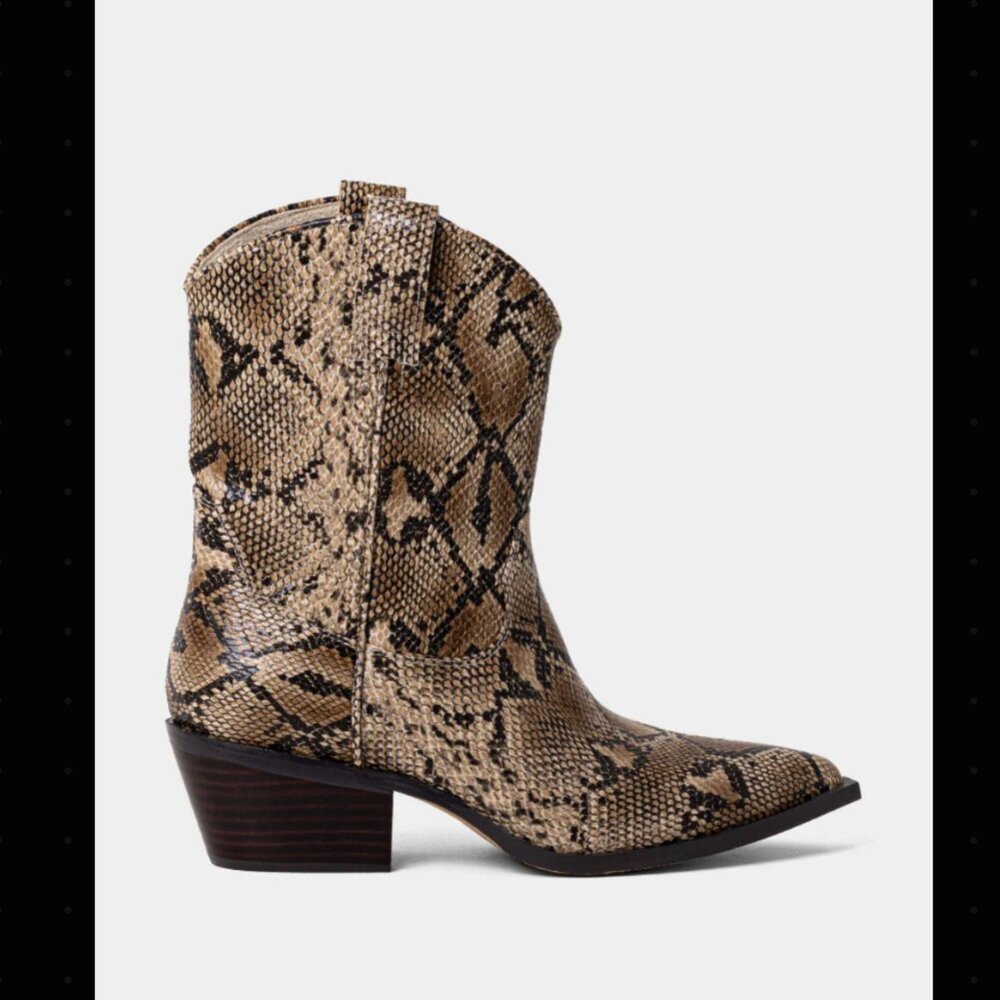 Zouzou Natural Snake Western Boot